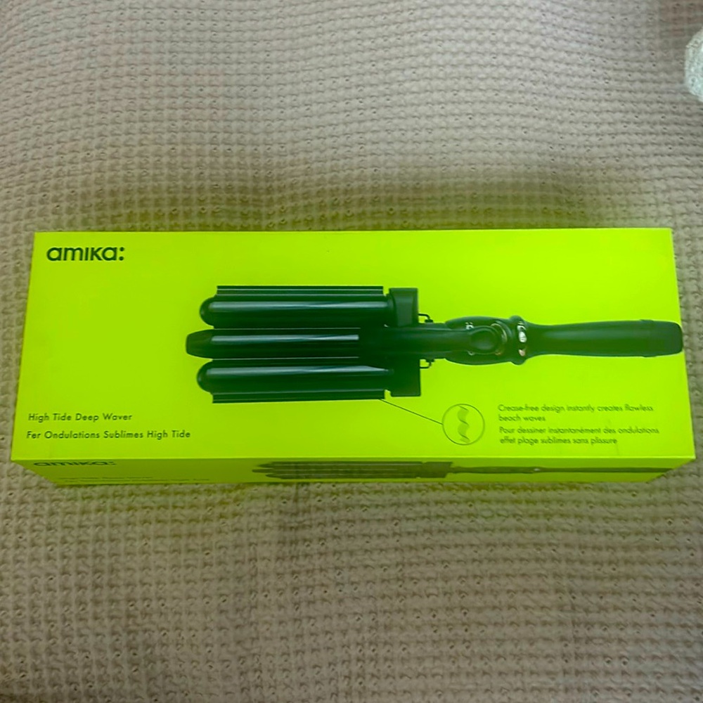 Amika High Tide Deep Waver